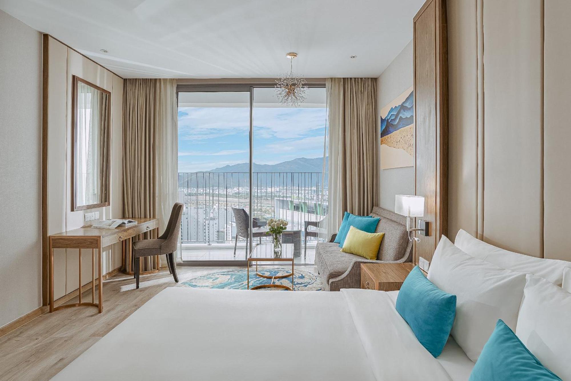 Coastal Panorama Oceanfront Suites Nha Trang Eksteriør bilde