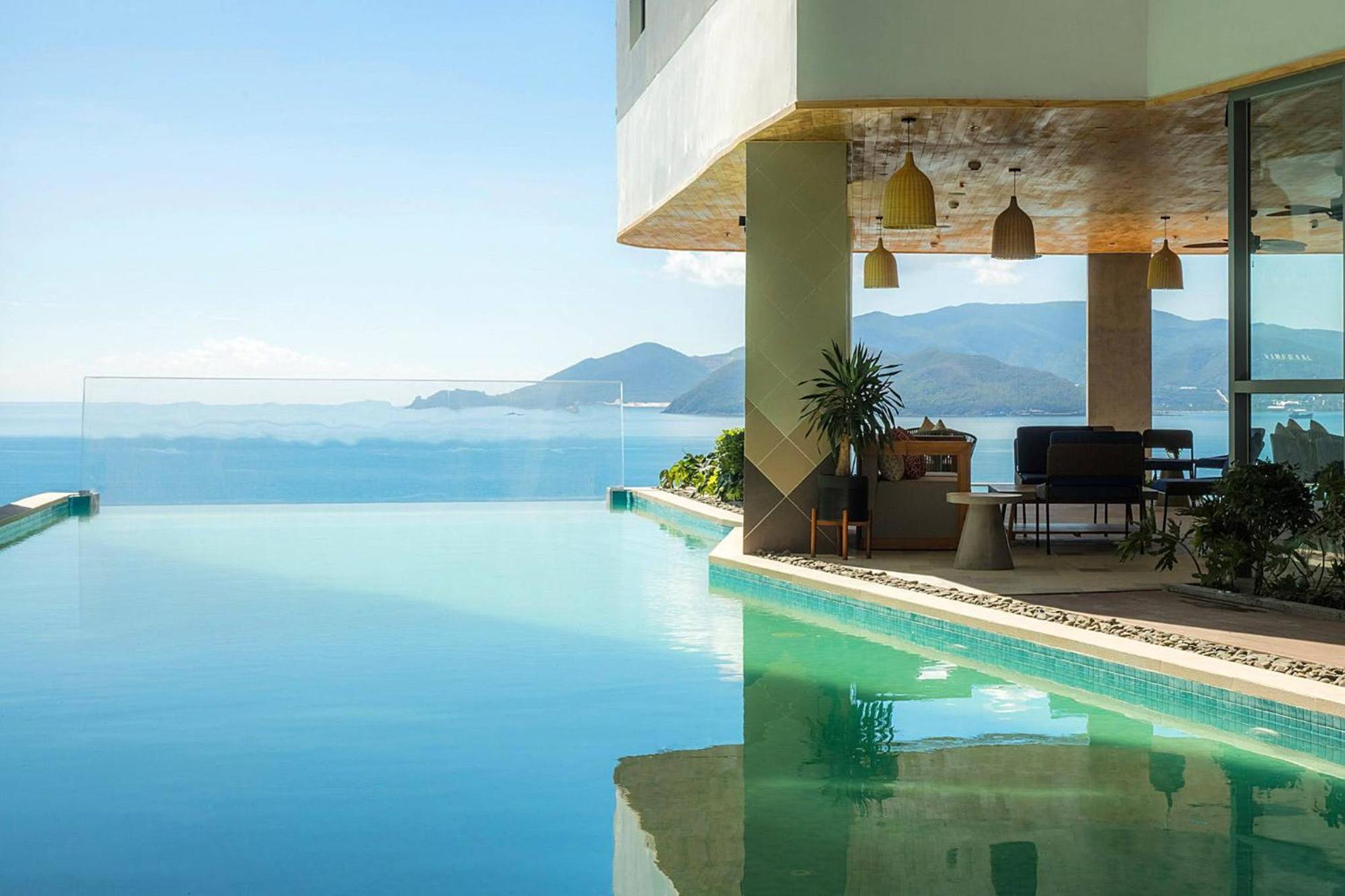 Coastal Panorama Oceanfront Suites Nha Trang Eksteriør bilde