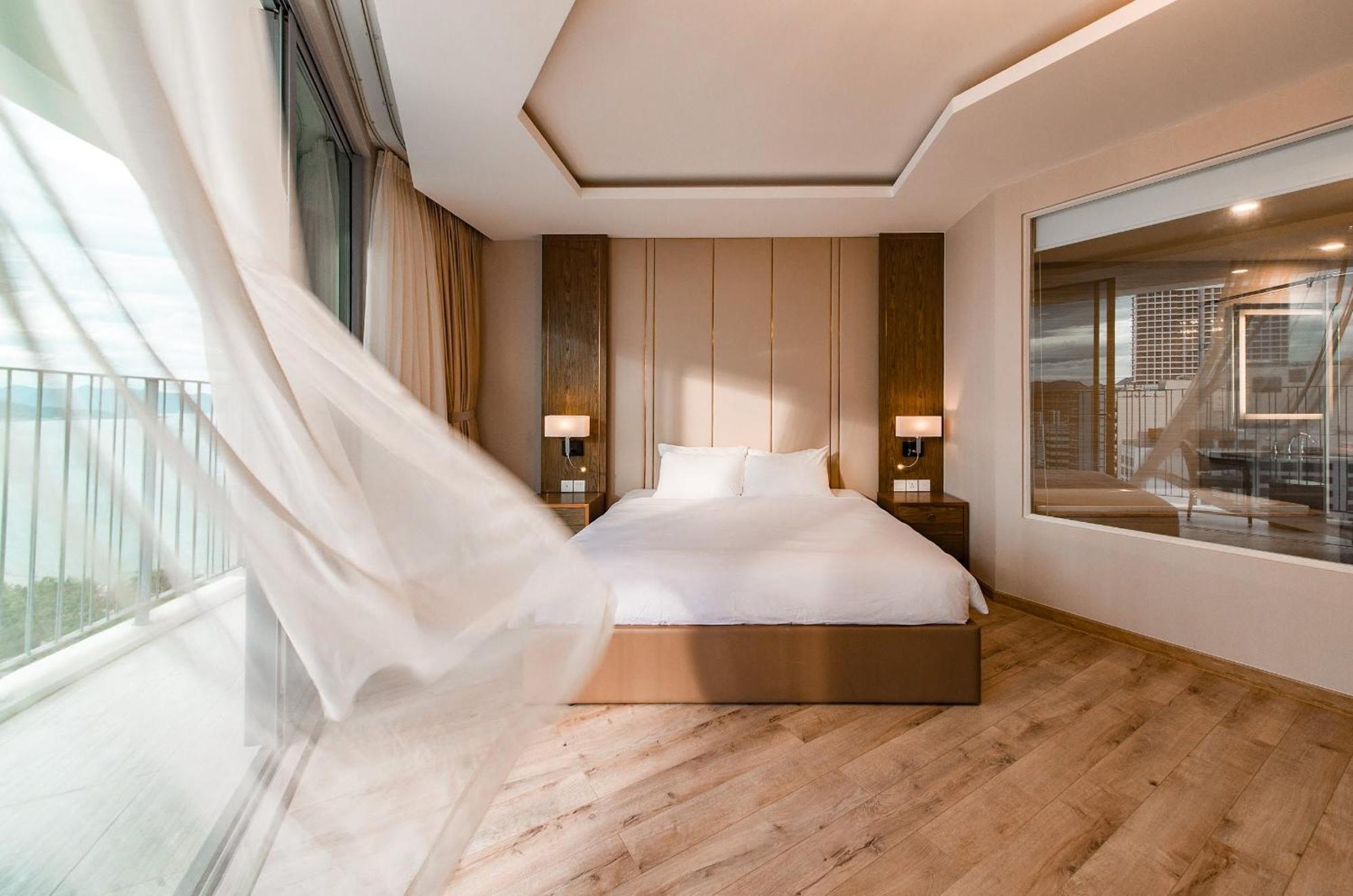 Coastal Panorama Oceanfront Suites Nha Trang Eksteriør bilde