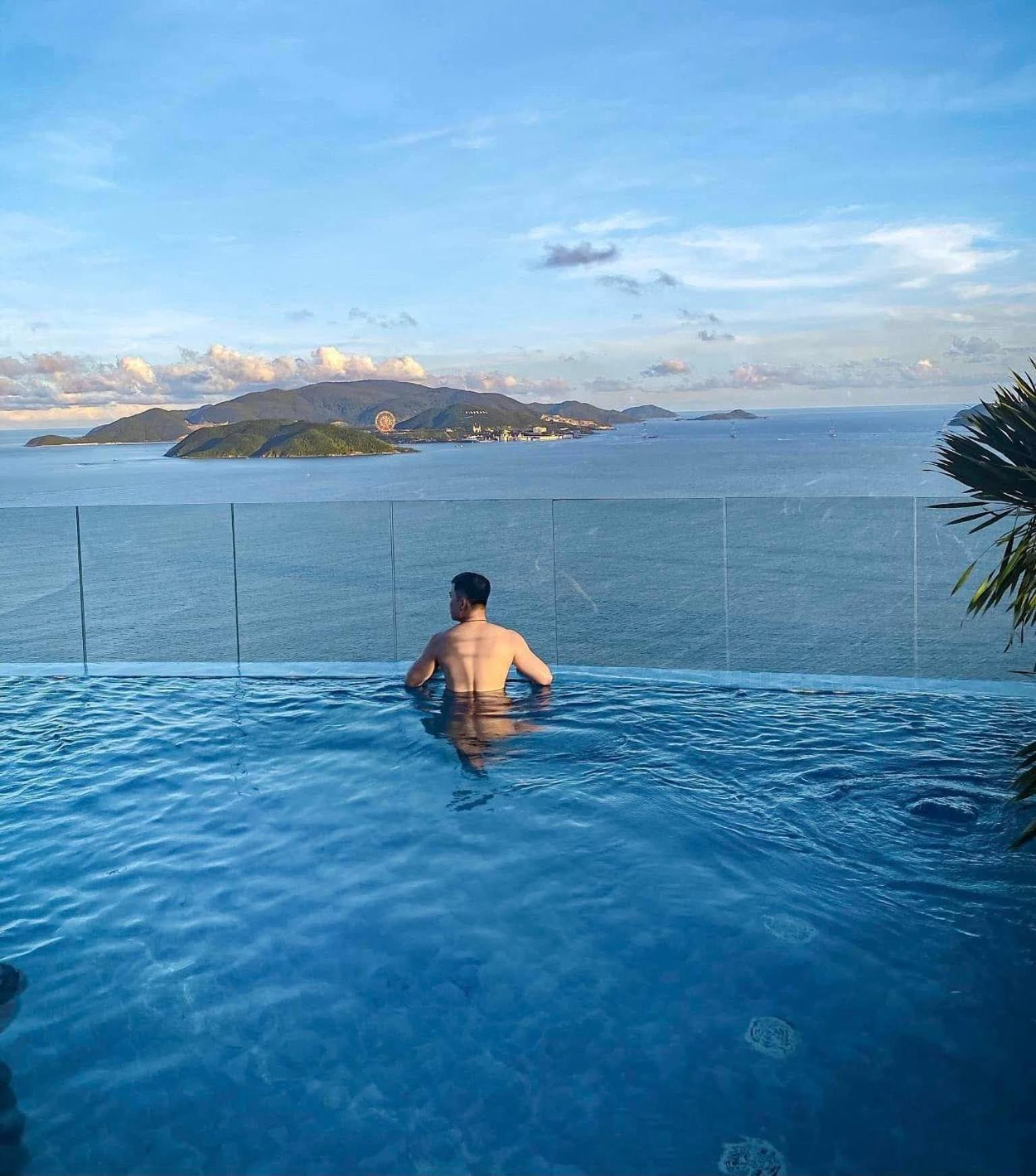 Coastal Panorama Oceanfront Suites Nha Trang Eksteriør bilde
