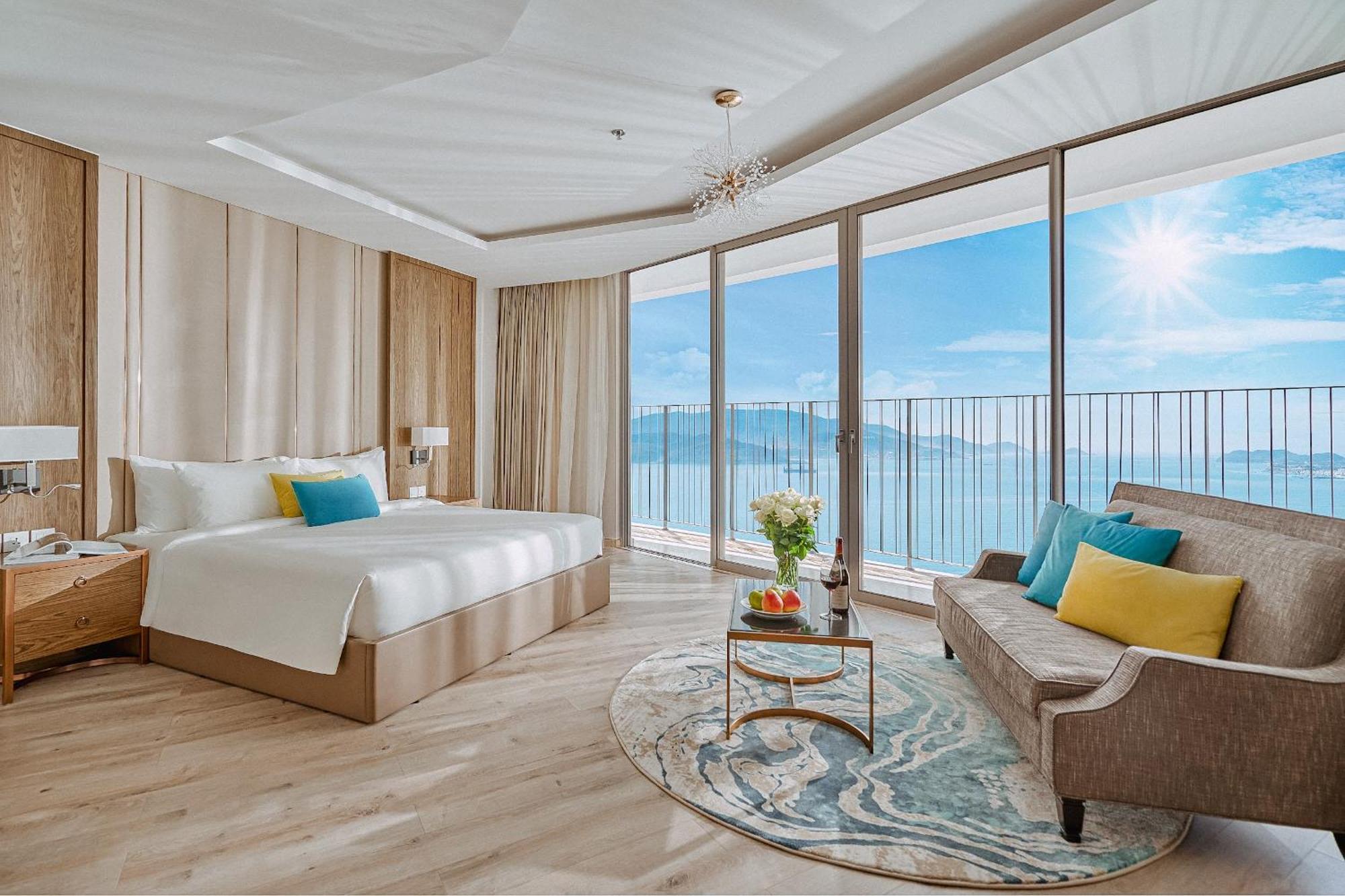 Coastal Panorama Oceanfront Suites Nha Trang Eksteriør bilde