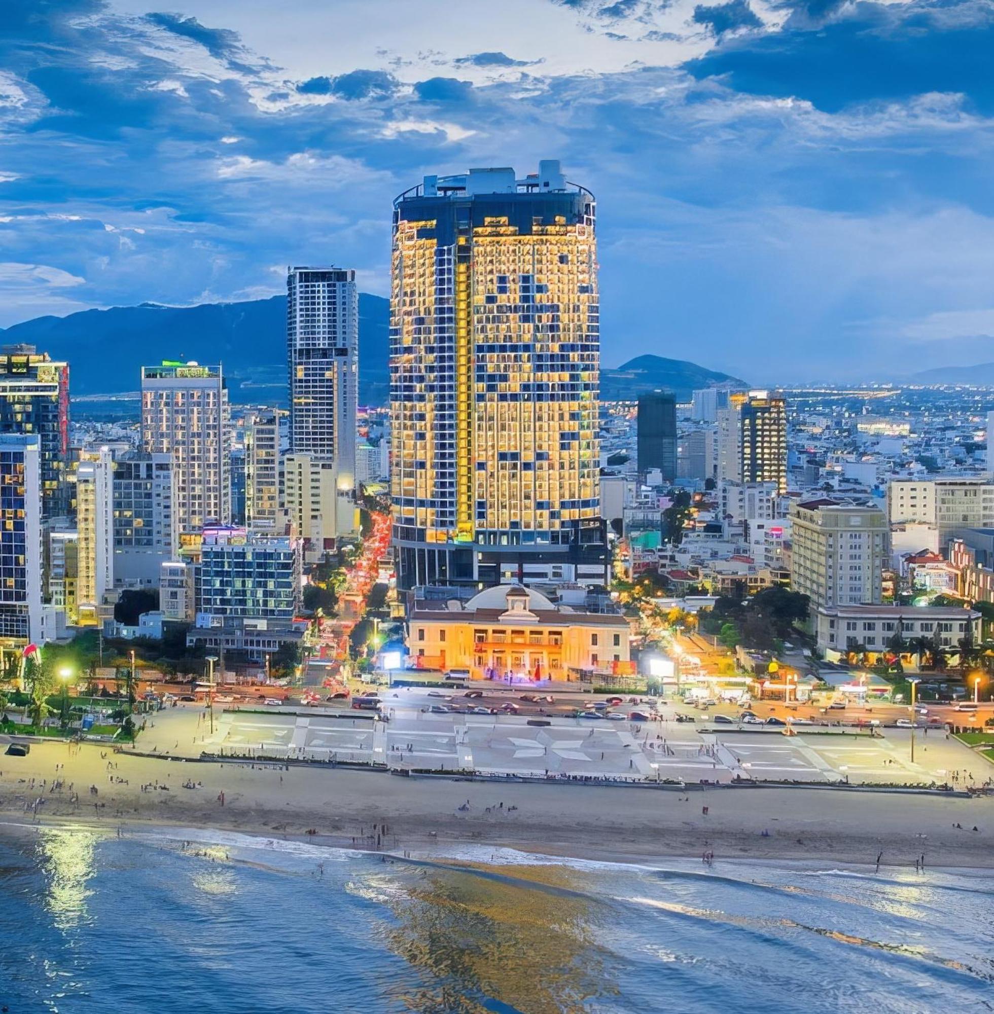 Coastal Panorama Oceanfront Suites Nha Trang Eksteriør bilde